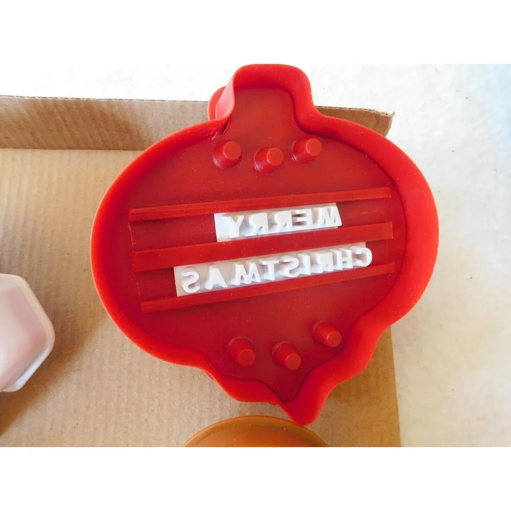 Williams Sonoma Christmas Message in a Cookie Holiday Cookie Cutter Set NIB